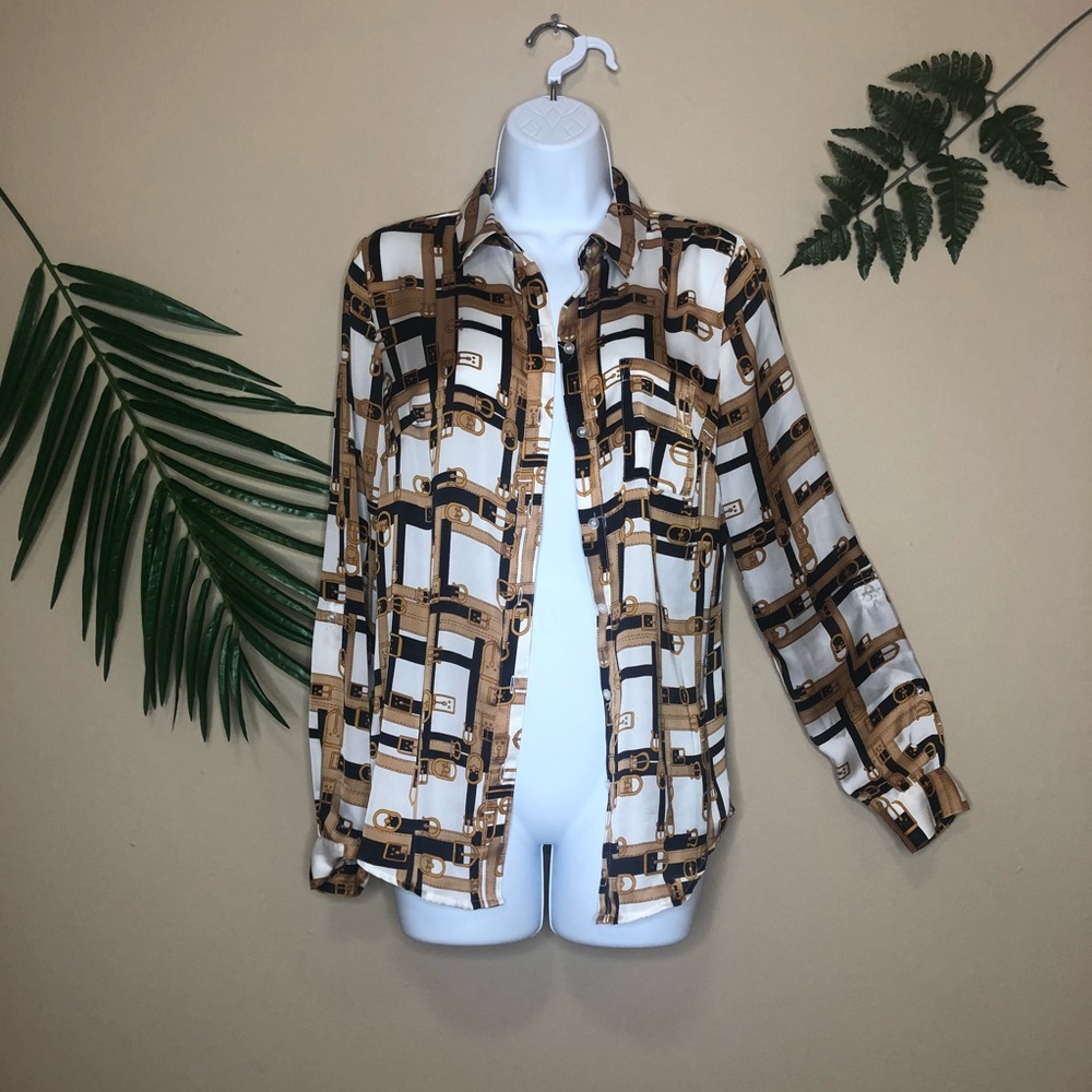 Chain print top - Picture 2 of 3